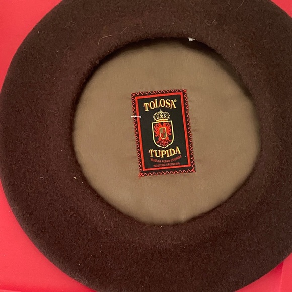 Tolosa Tupida Dark Brown Beret - Picture 5 of 5